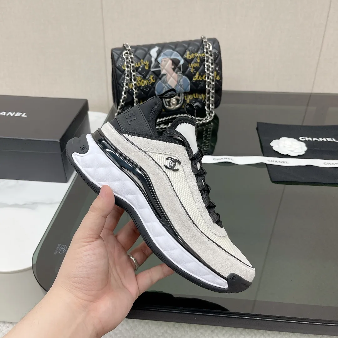 👟👟 Women's shoes, women's clothing 👟👟Ex-factory price 520👟👟 Women's shoes, women's clothing [Higher versions are available for a long time] ⚠️Note: This style has many colors, and the market has complete colors. Welcome to consult~CHANEL Chanel Couple Style Xiaoxiang Casual Sports Shoes Dad Shoe Counter Original 1:1, each color is accurately matched, the inner standard coding fabric is: original imported cow down + imported fabric, the lining is made of: imported breathable velvet, outsole material: original 1:1 mold opening 3 layers T👟👟 Women's Shoes Women's Clothing 👟👟Ex-factory price U size: Women's 35-41